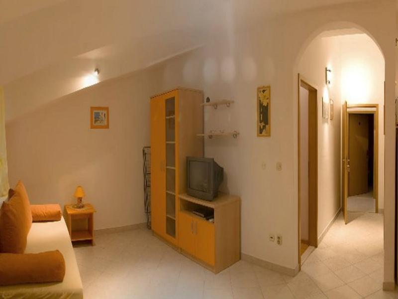 Apartments Topic Ciovo Luaran gambar
